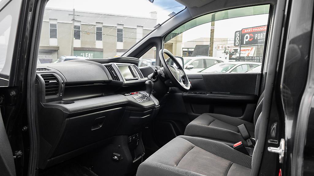 2012 Honda Step Wagon Spada Z Inter Navi Selection 8 Seater image 336858