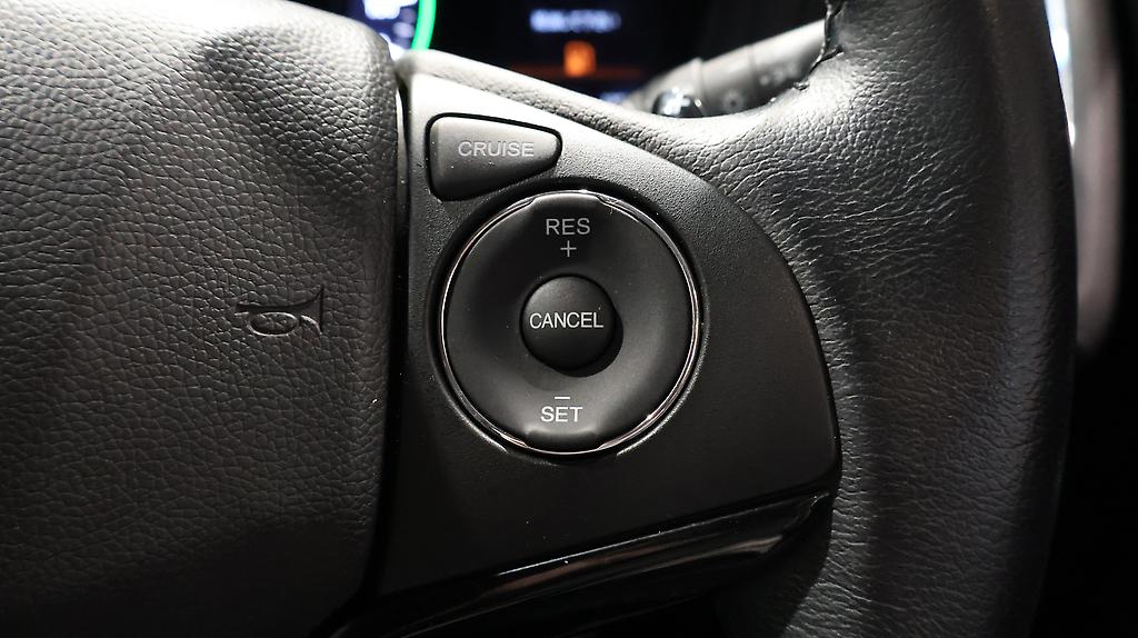 2014 Honda Vezel Hybrid X 4WD image 339608