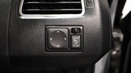 2013 Nissan Serena Hybrid Highway Star S image 337626