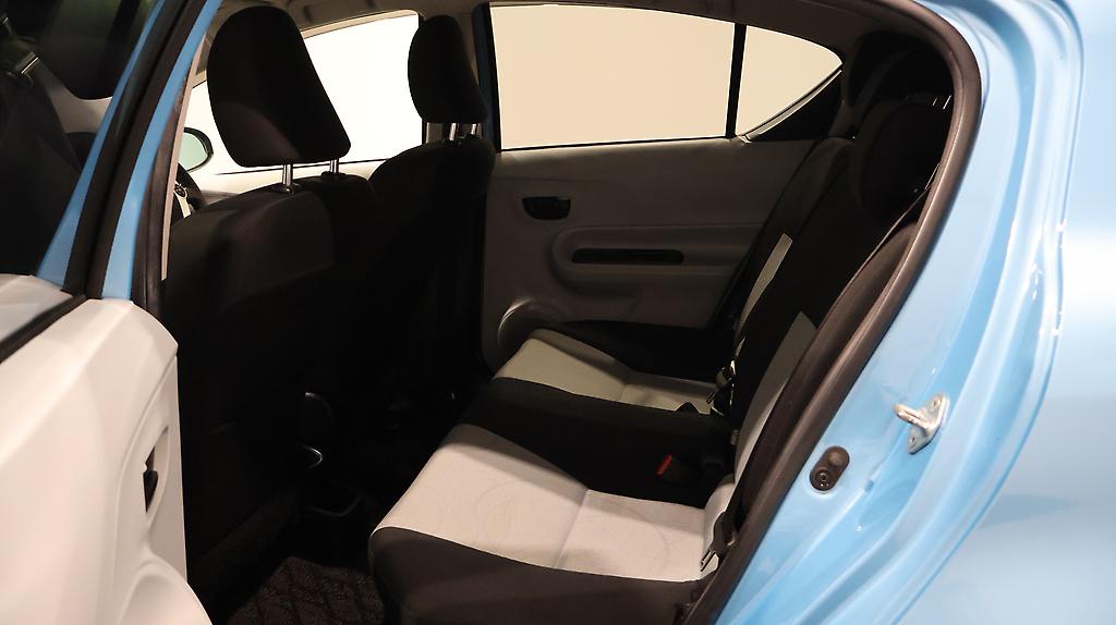 2012 Toyota Aqua Push Button Start image 338320