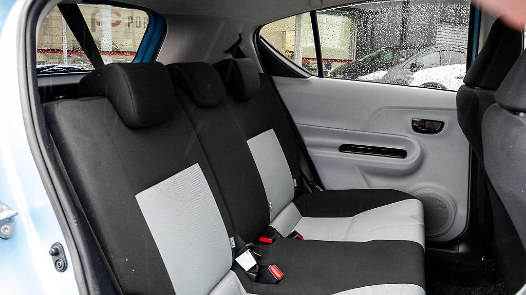 2013 Toyota Aqua Hybrid S Model – Push Start with Reverse Camera image 339726