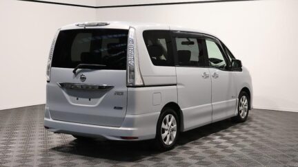 2013 Nissan Serena Hybrid Highway Star S image 337612