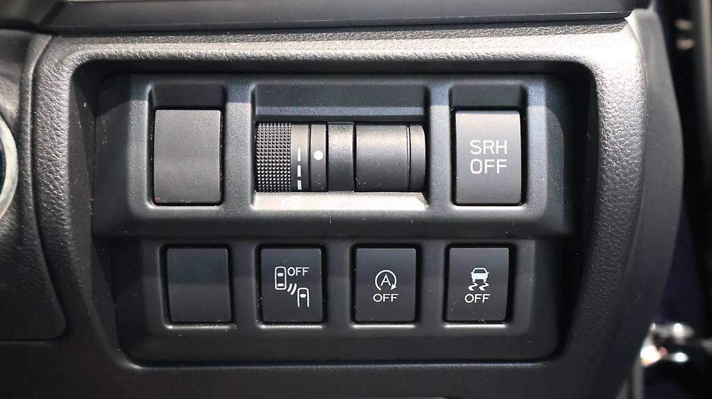 2017 Subaru Impreza Sport 2.0i-S Eyesight image 337779
