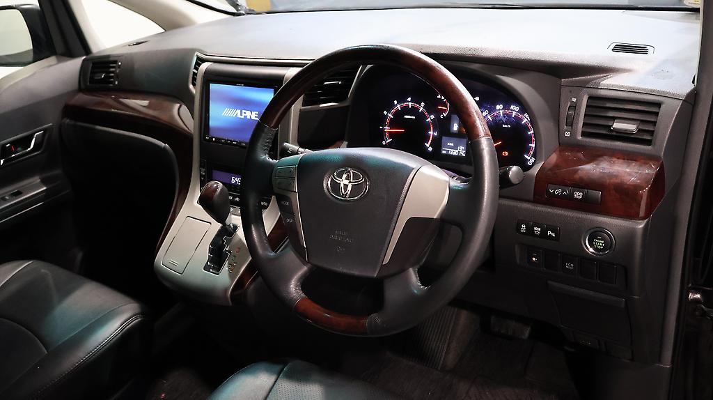 2012 Toyota Vellfire 2.4Z image 338502
