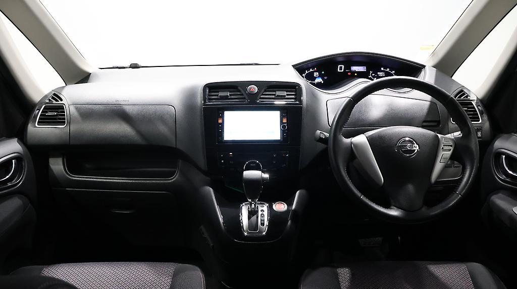 2013 Nissan Serena Hybrid Highway Star S image 337620
