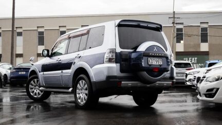 2007 Mitsubishi Pajero SUPER EXCEED 4WD 7 Seater image 336921
