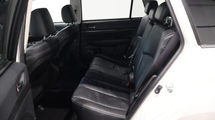 2012 Subaru Outback Leather + Paddle Shift image 339996