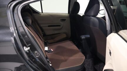 2013 Toyota Aqua G Model image 339576