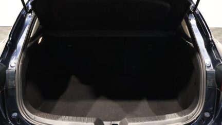 2015 Mazda Axela Sports 20S Touring image 337678