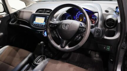 2012 Honda Fit Shuttle Hybrid Smart Selection image 338545