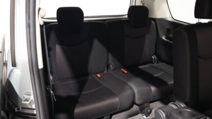 2013 Nissan Serena Hybrid Highway Star S image 337617