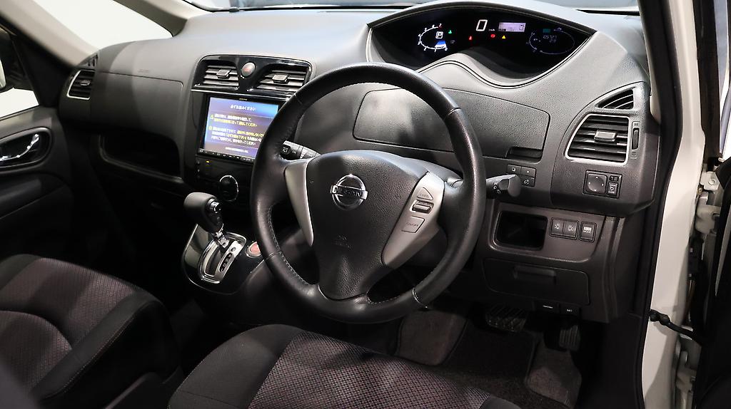 2012 Nissan Serena Hybrid Highway Star S image 337929