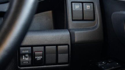 2013 Mazda Premacy 20S Skyactiv image 337886