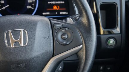2015 Honda Shuttle Hybrid Z image 337236