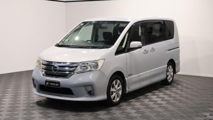 2013 Nissan Serena Hybrid Highway Star S image 337610