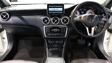 2014 Mercedes-benz A 180 Leather, Electric, Heated Seats image 337126