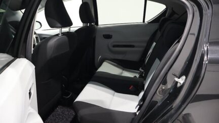 2013 Toyota Aqua image 338345