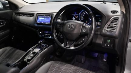 2015 Honda Vezel Hybrid Z image 339048