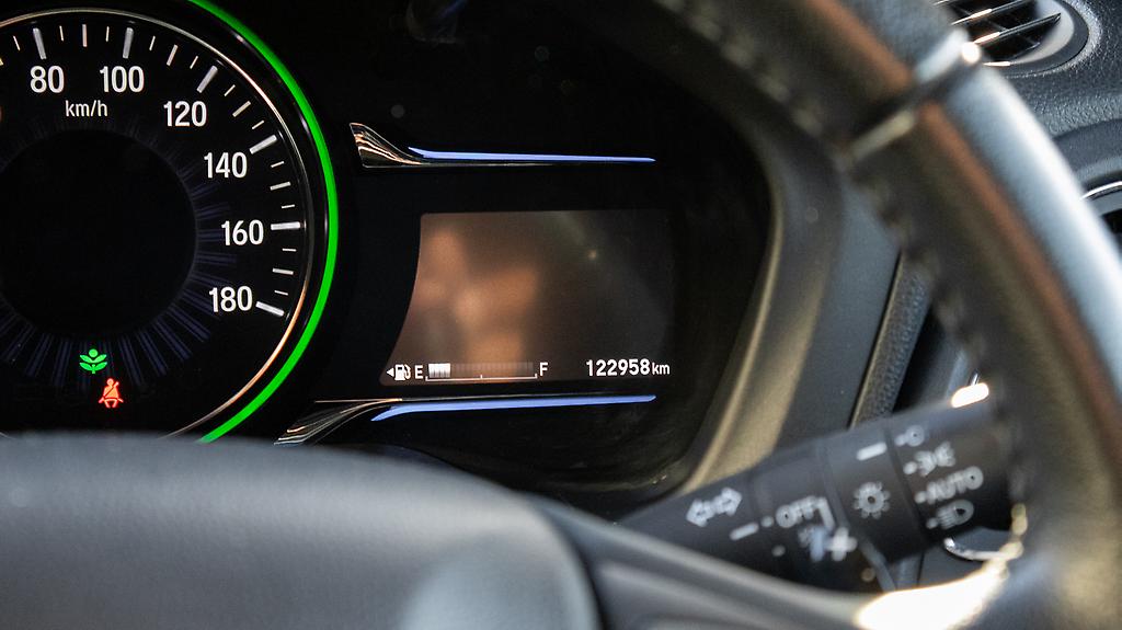 2015 Honda Vezel Hybrid Hybrid X image 339438