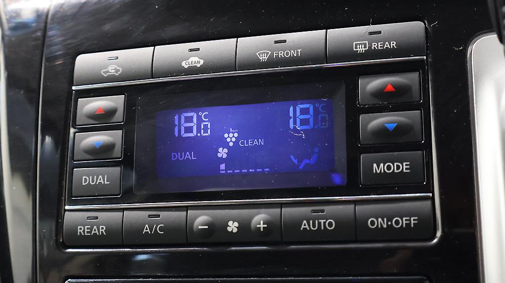 2013 Nissan Elgrand 250 Highway Star Urban Chrome image 336225