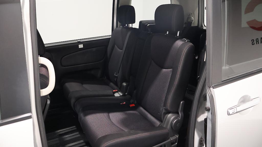 2013 Nissan Serena Highway Star S-Hybrid V Selection image 337508