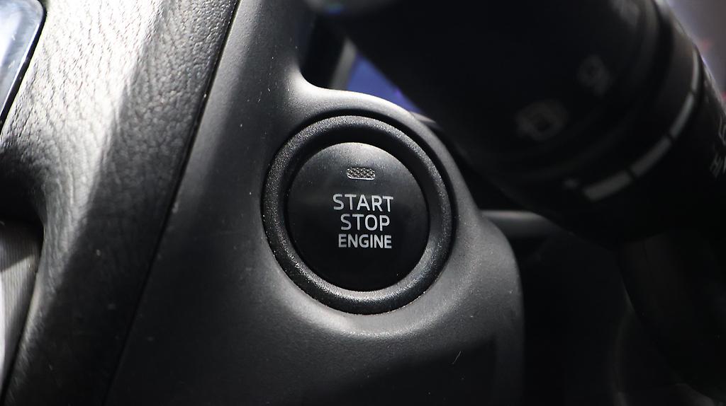 2015 Mazda Axela Sports 20S Touring image 337693