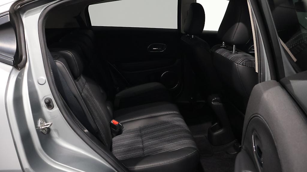 2015 Honda Vezel Hybrid Z image 339045