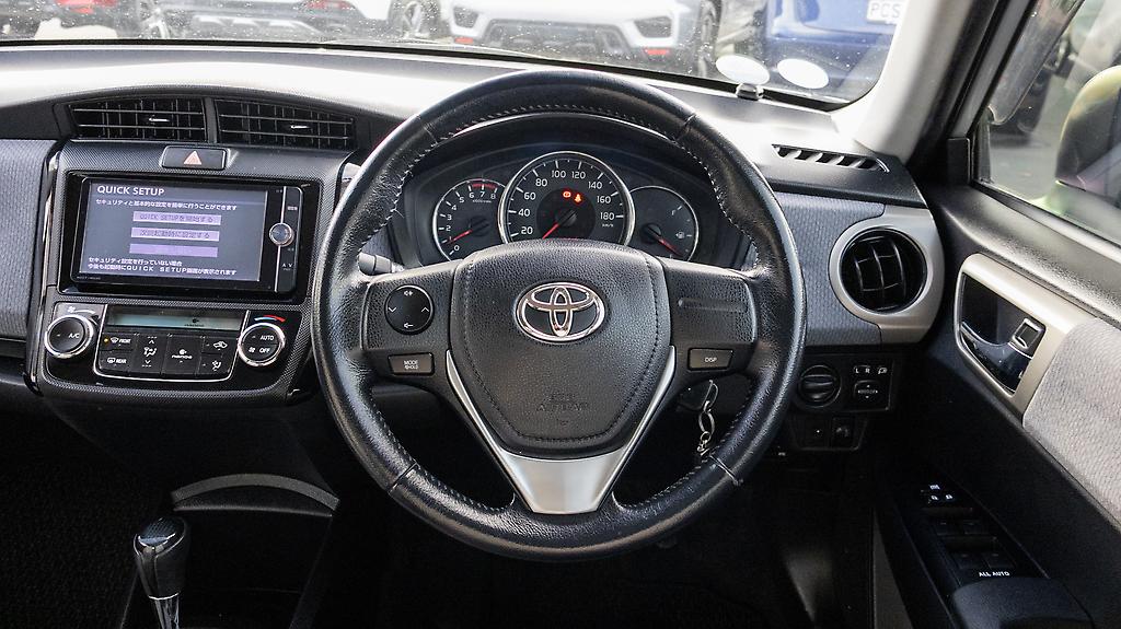 2013 Toyota Corolla AXIO Fielder Sedan Version image 340442