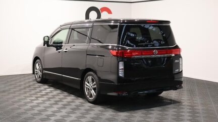 2012 Nissan Elgrand 250 Highwaystar image 338666