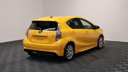 2012 Toyota Aqua S Model + Alloys image 339802