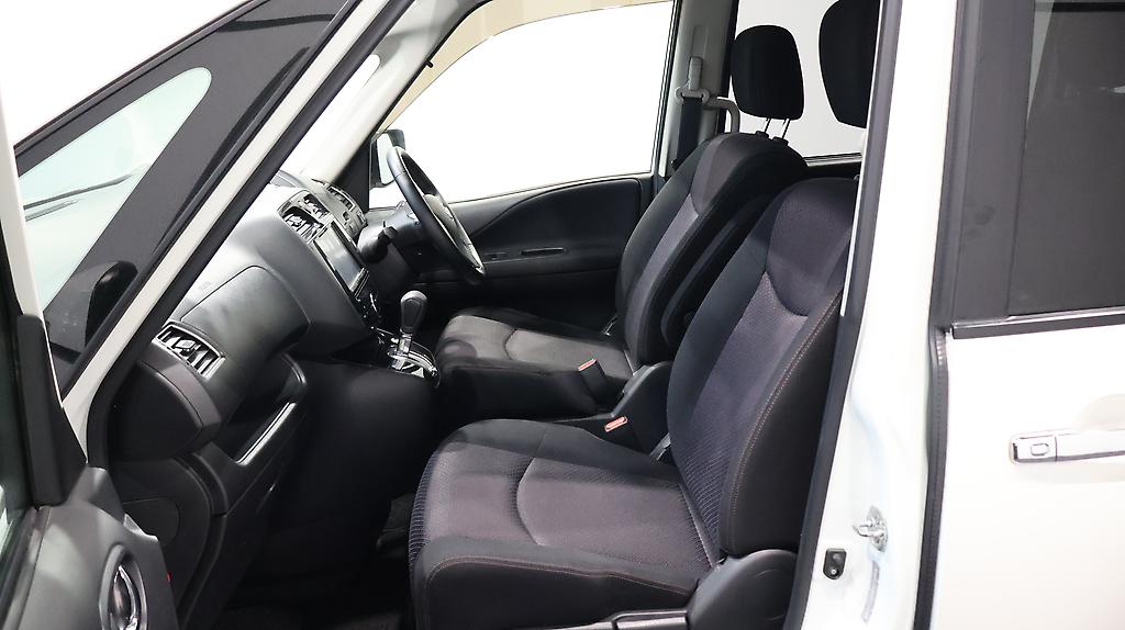 2012 Nissan Serena Hybrid Highway Star S image 337923