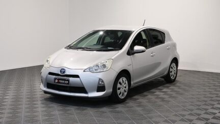 2013 Toyota Aqua S Model image 338623