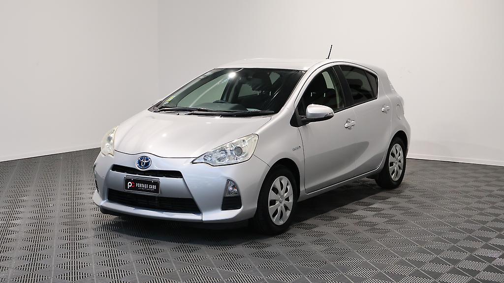 2013 Toyota Aqua S Model image 338623