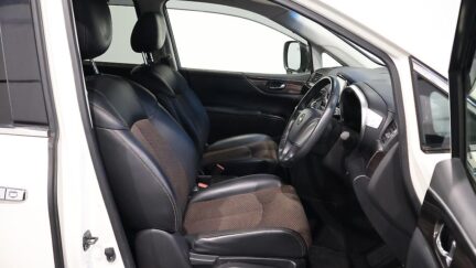 2013 Nissan Elgrand 250 Highway Star image 337421
