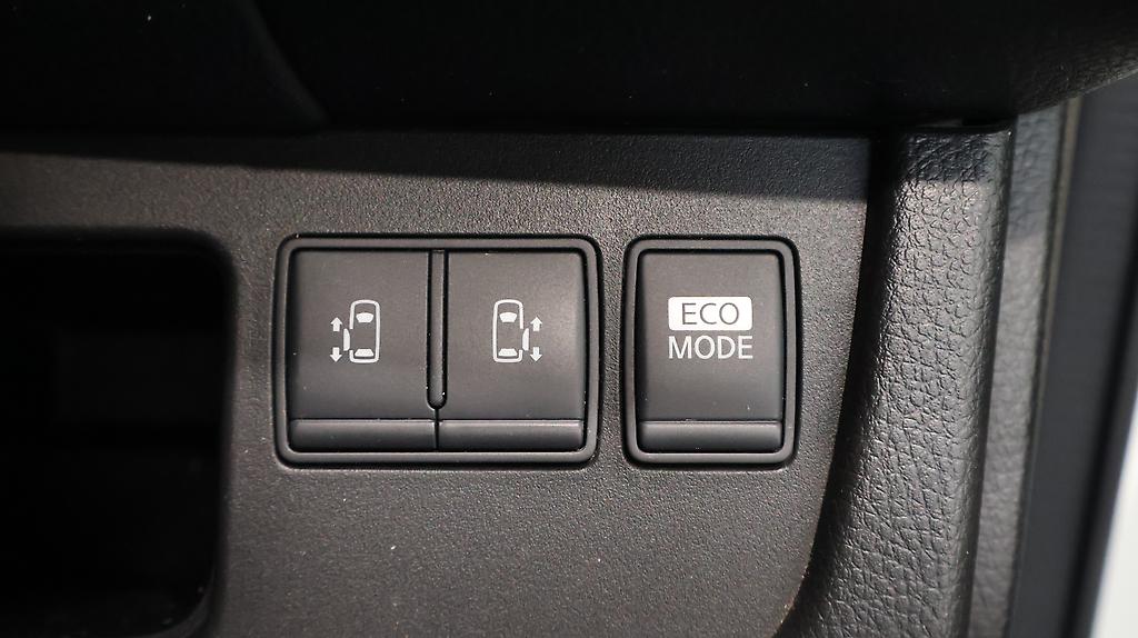 2013 Nissan Serena Hybrid Highway Star S Aero image 336657
