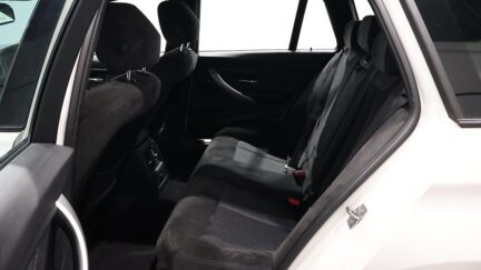 2013 Bmw 320i Touring M Sports image 339829