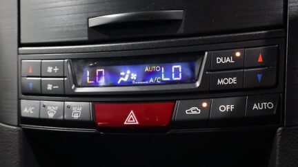 2012 Subaru Outback Leather + Paddle Shift image 340003