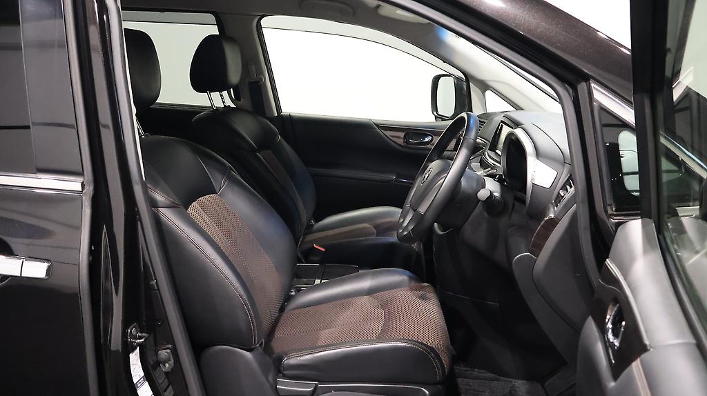 2012 Nissan Elgrand 250 Highwaystar image 338673
