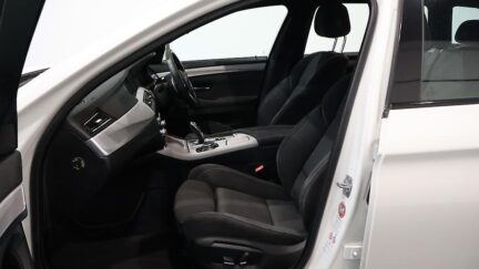 2014 Bmw 523i M-Sport Touring Wagon image 340390