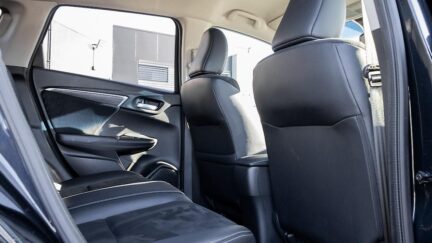 2015 Honda Shuttle Hybrid Z image 337233
