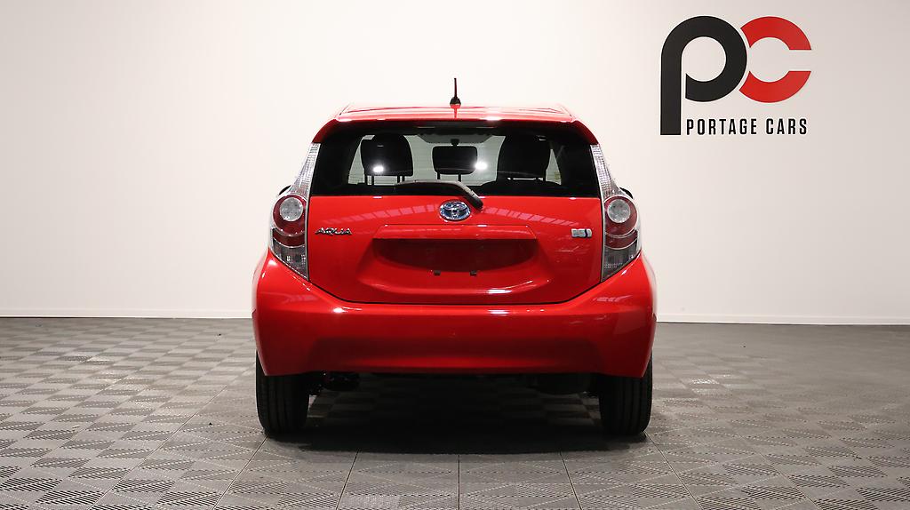 2013 Toyota Aqua image 338173