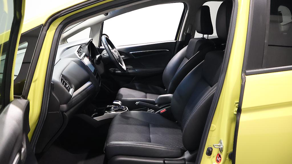 2013 Honda Fit Hybrid L Package image 336758