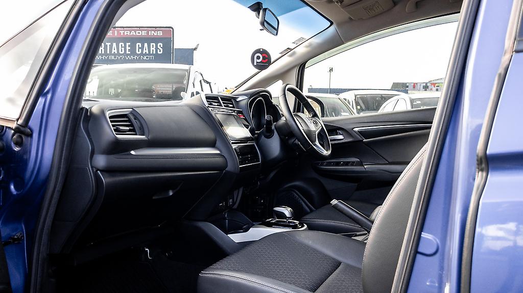 2014 Honda Fit F spec HYBRID image 337179