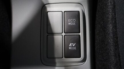 2013 Toyota Aqua image 338354
