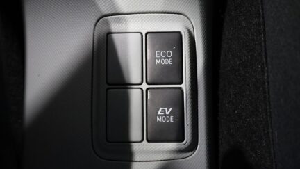 2013 Toyota Aqua S Model image 338638