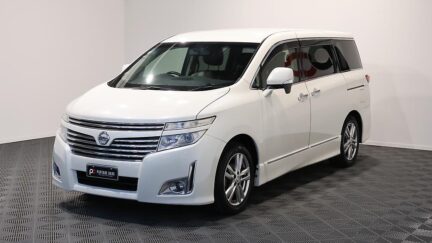 2013 Nissan Elgrand 250 Highway Star image 337412