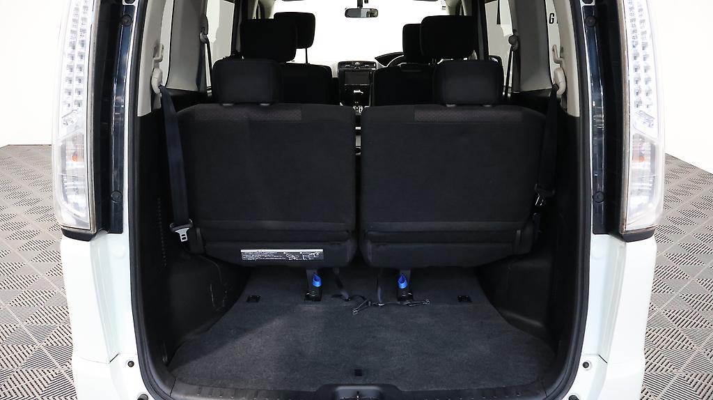 2012 Nissan Serena Hybrid Highway Star S image 337922