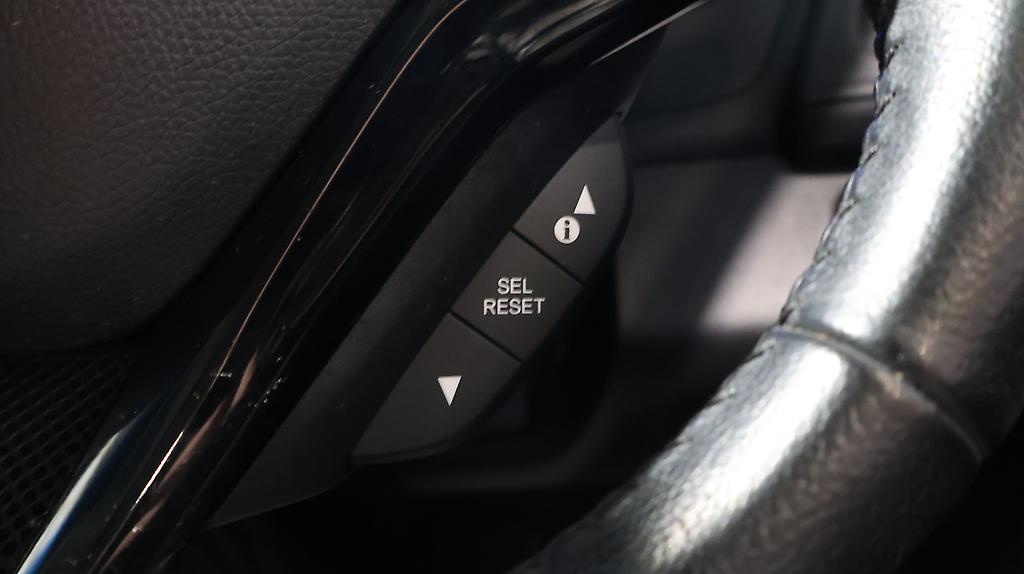 2014 Honda Vezel Hybrid X 4WD image 339609
