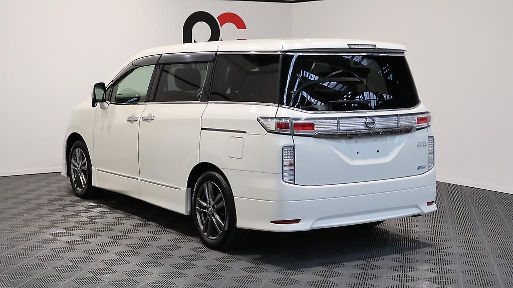 2013 Nissan Elgrand 250 Highway Star Urban Chrome image 336212