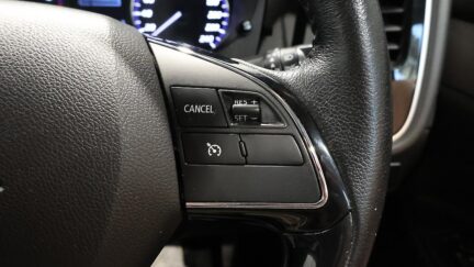 2018 Mitsubishi Outlander LS 4WD 7 Seater image 338235